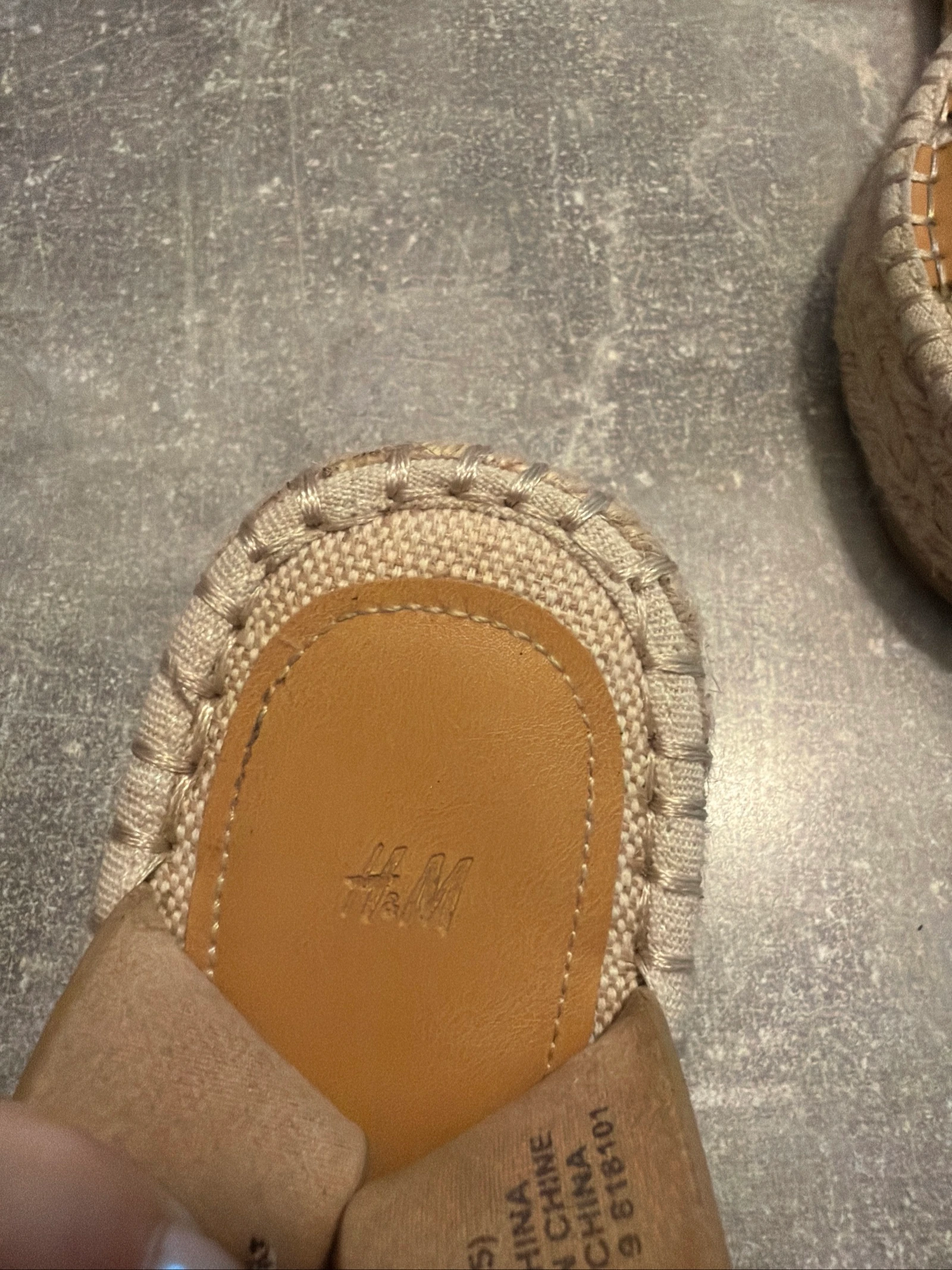 Sandale beige nude H&M taille 39 bon état – photo 2